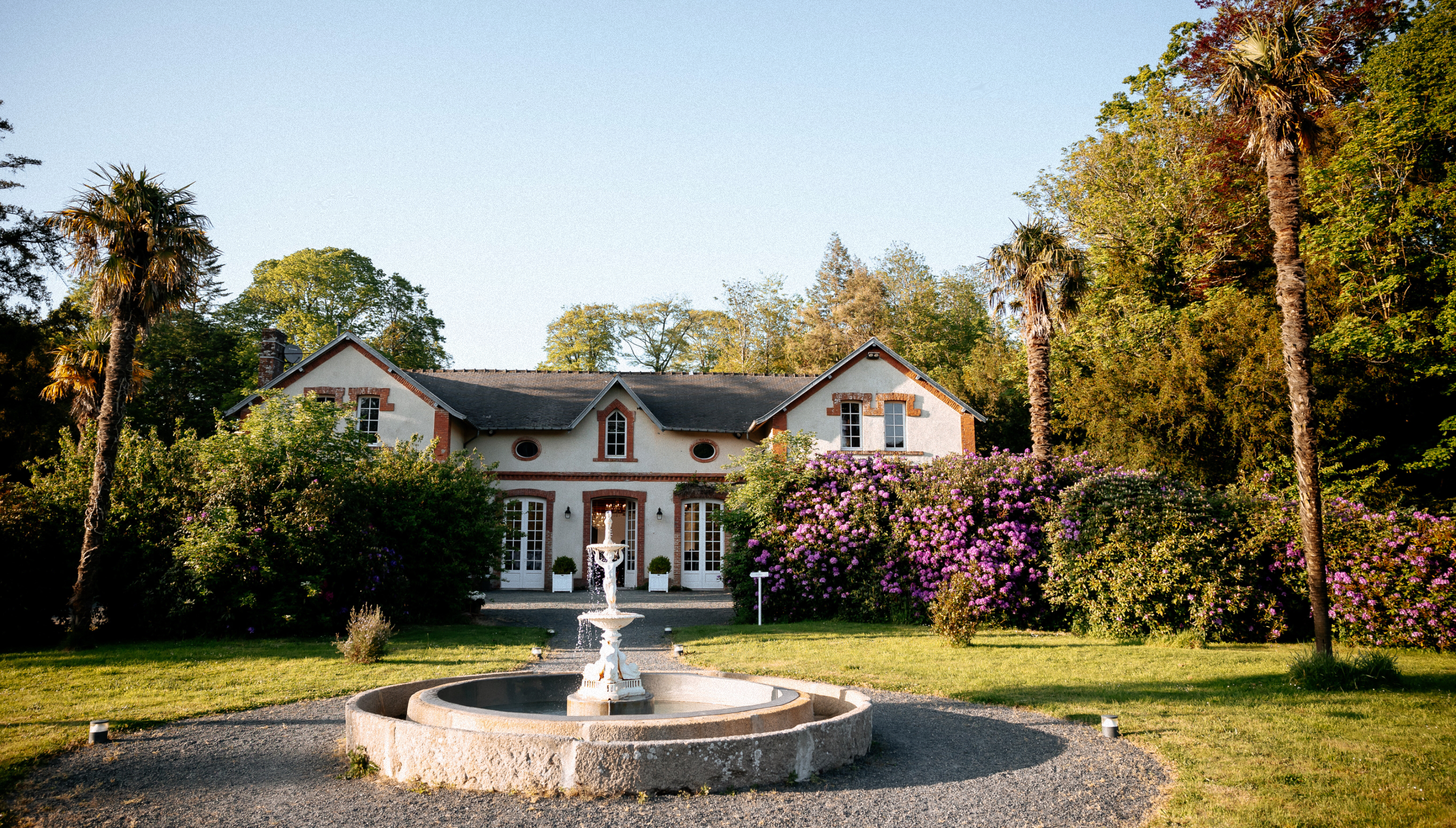 Domaine de réception de mariage avec fontaine, Aritia Design